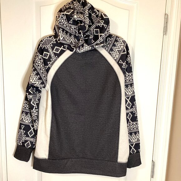 Burton Women's Hoodie Pullover Size S Kangaroo Pocket Black White Aztec Print - Picture 6 of 9